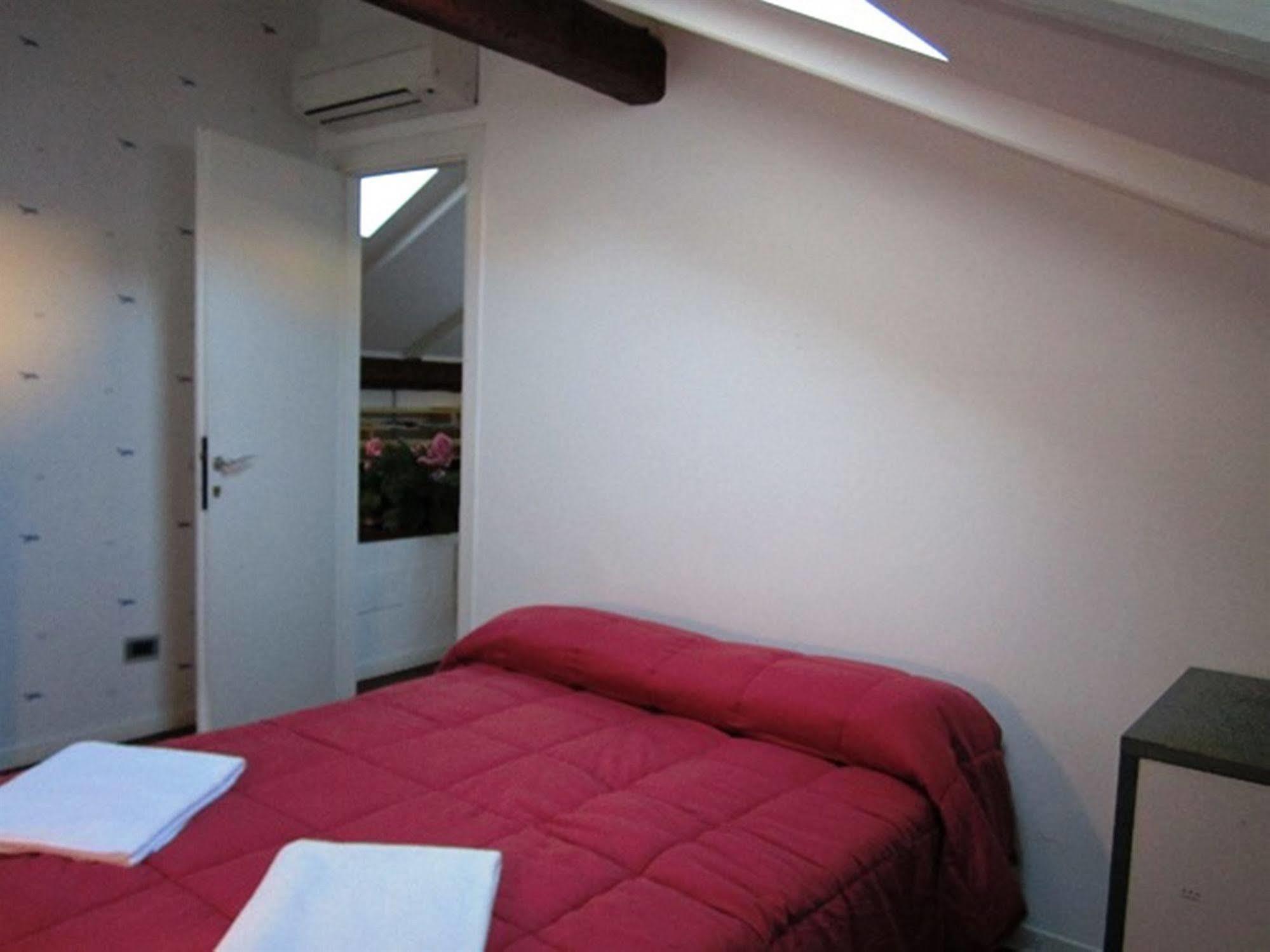 Gioia House Panzió Milánó Kültér fotó